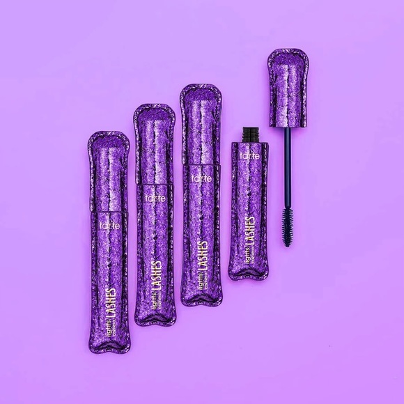 new Tarte シ Lights, Camera, Lashes™ シ Mini Mascara シ 4 in 1 Smudge Proof シ Black - Picture 5 of 10